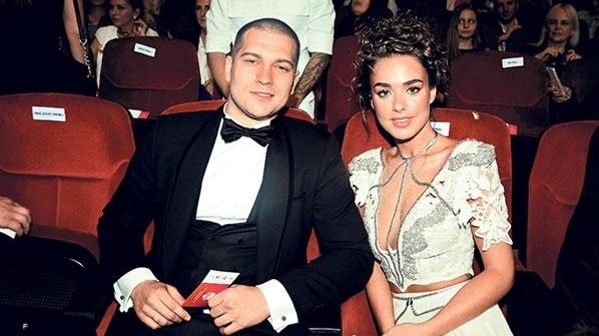 İçerde dışarda izdiham!