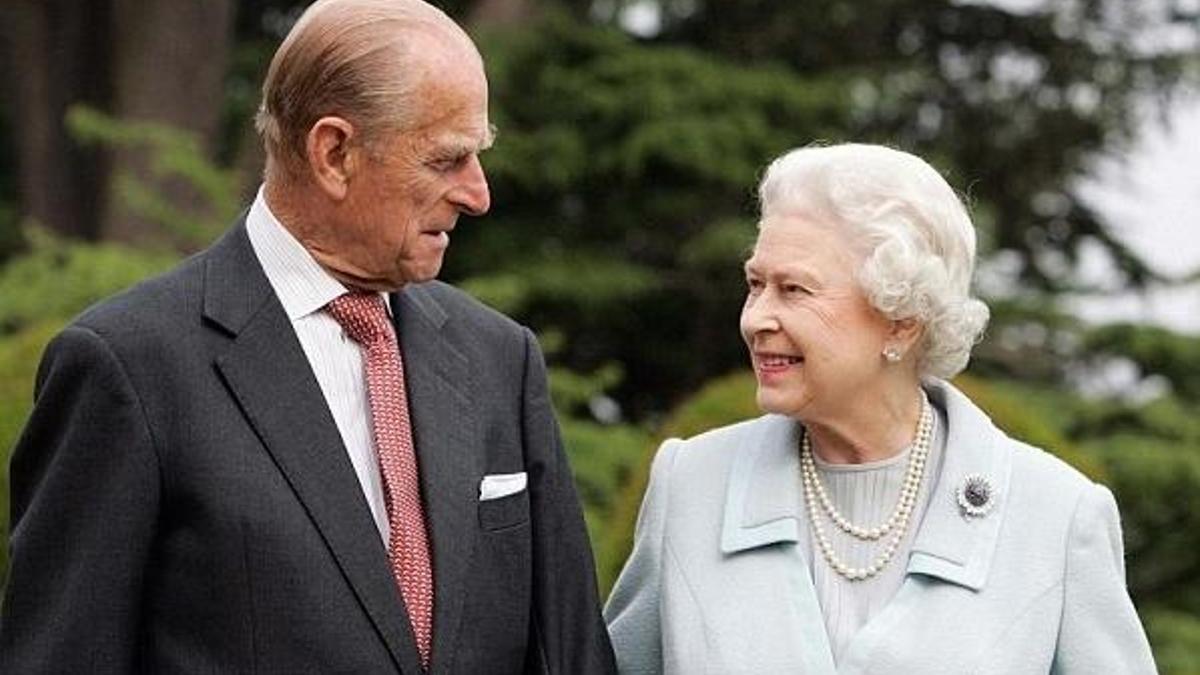 İngiltere Kraliçesi II. Elizabeth’in eşi hastaneye kaldırıldı