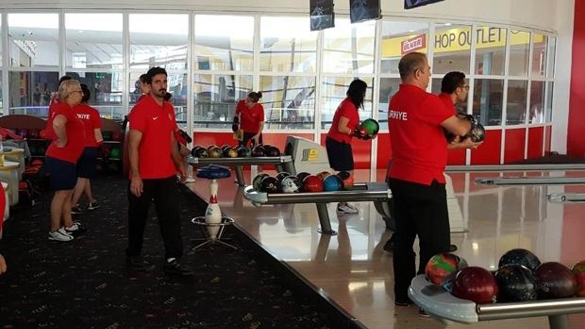 Labutlar madalya için devrilecek