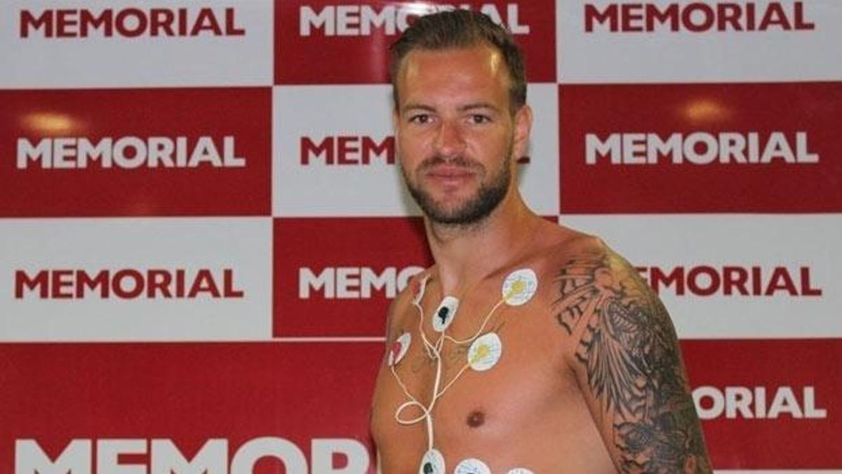 Antalyaspor, Ruud Boffin'le sözleşme imzaladı