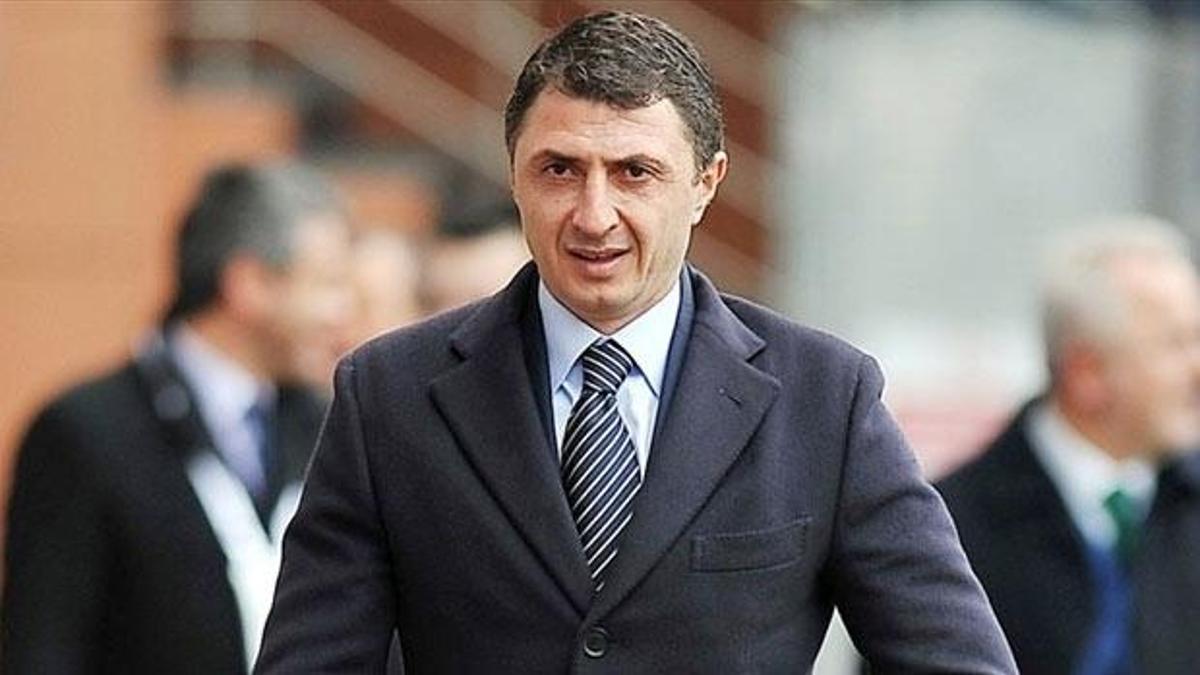 Şota Arveladze resmen Pakhtakor'da