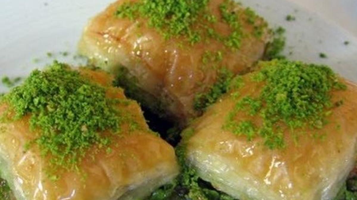 Akdağ: İki dilim baklava yeter
