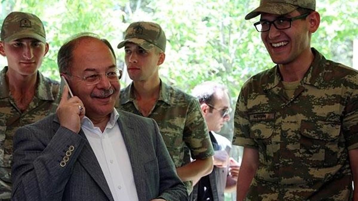 Bakan Akdağ: Zehirlenmelerde kurumları uyarıyorum