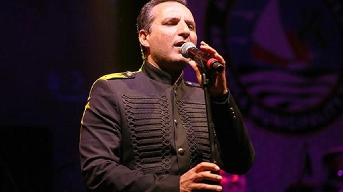 Rafet El Roman'dan büyük skandal!