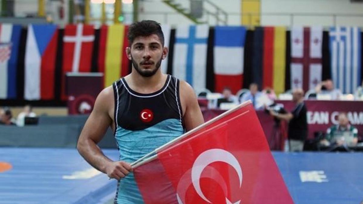 Küçükyıldırım Avrupa üçüncüsü