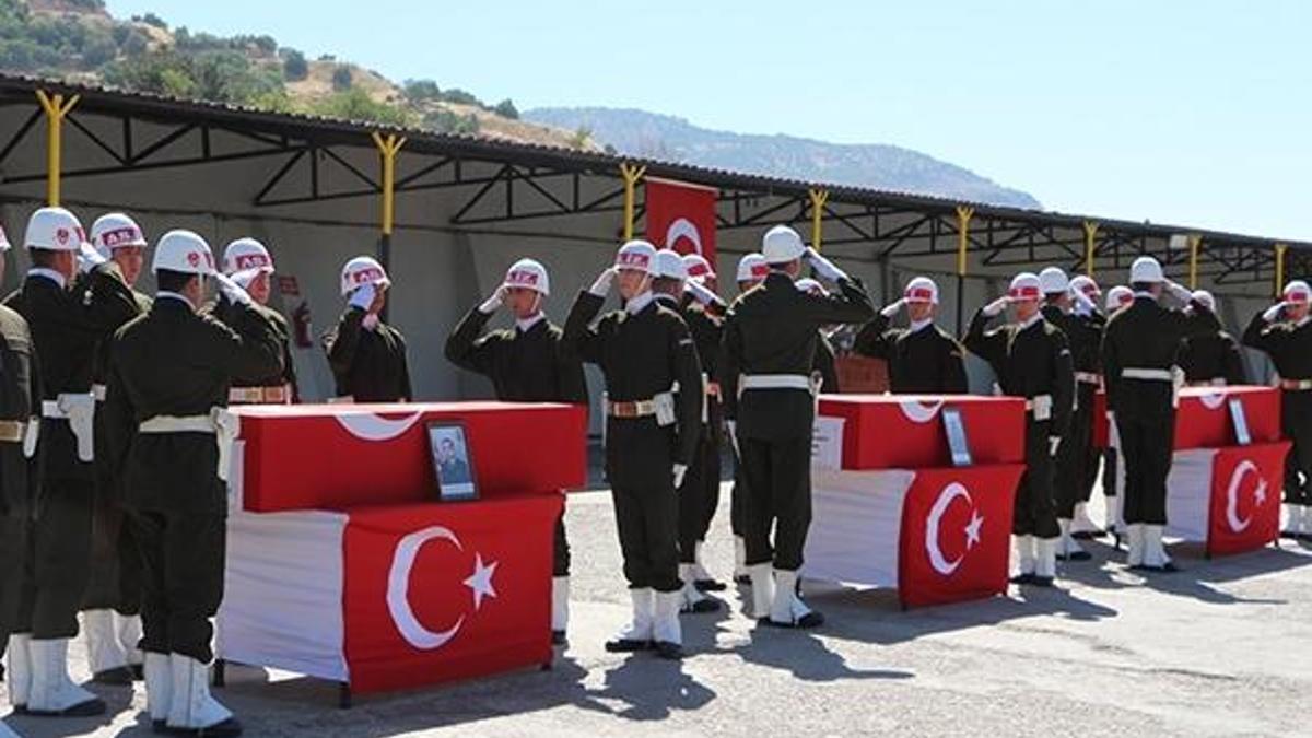 Şırnak'ta 3 şehit için uğurlama töreni
