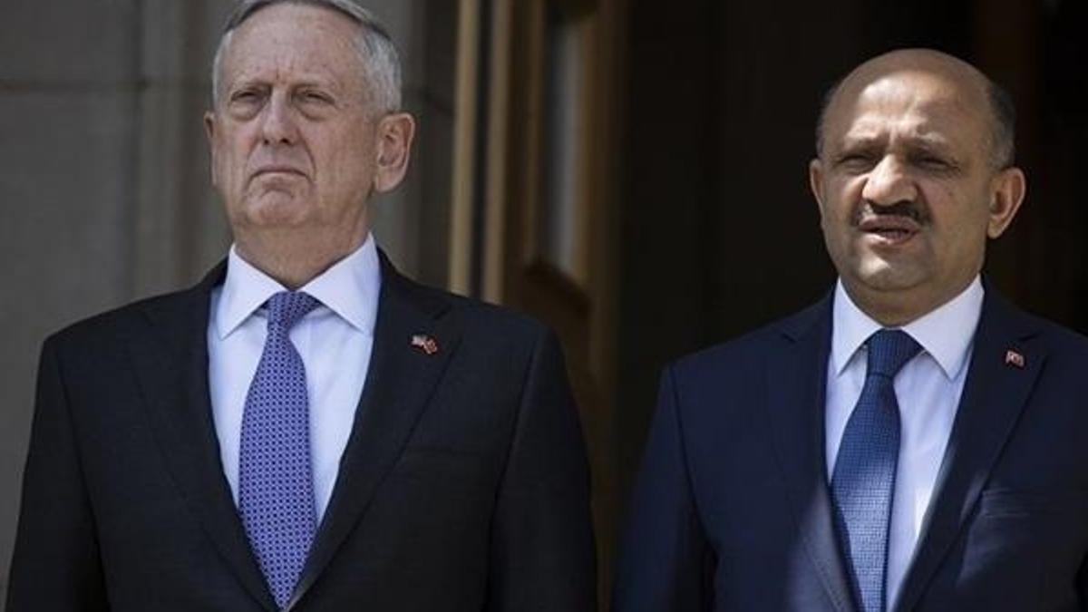 Milli Savunma Bakanı Işık, ABD'li mevkidaşı Mattis ile görüştü