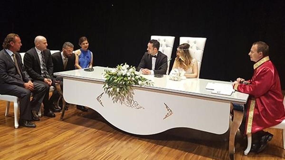 TRT'de yeni program: Bizim Nikah Şarkılarımız!