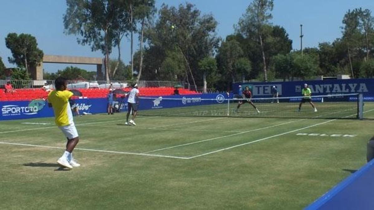 Antalya Open’da, teklerde yarı final eşleşmeleri, çiftlerde de final belli oldu