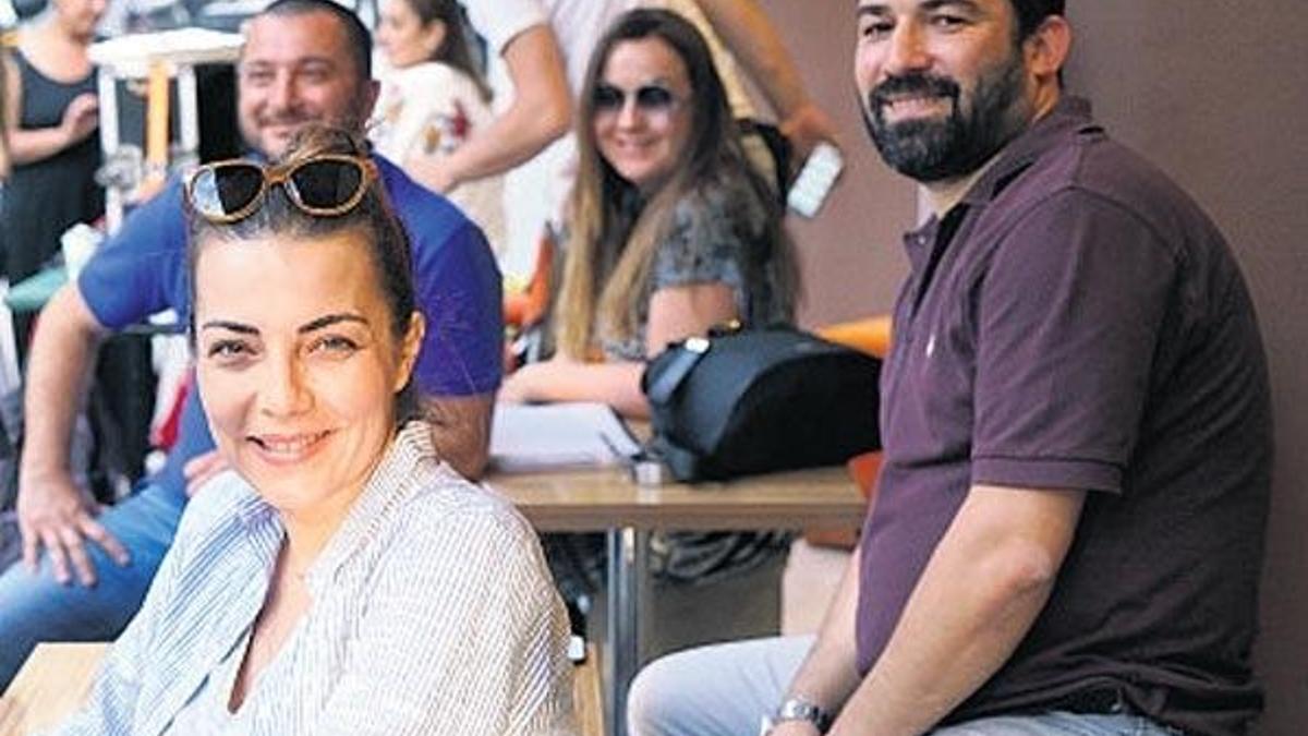 Eşini ziyaret etti