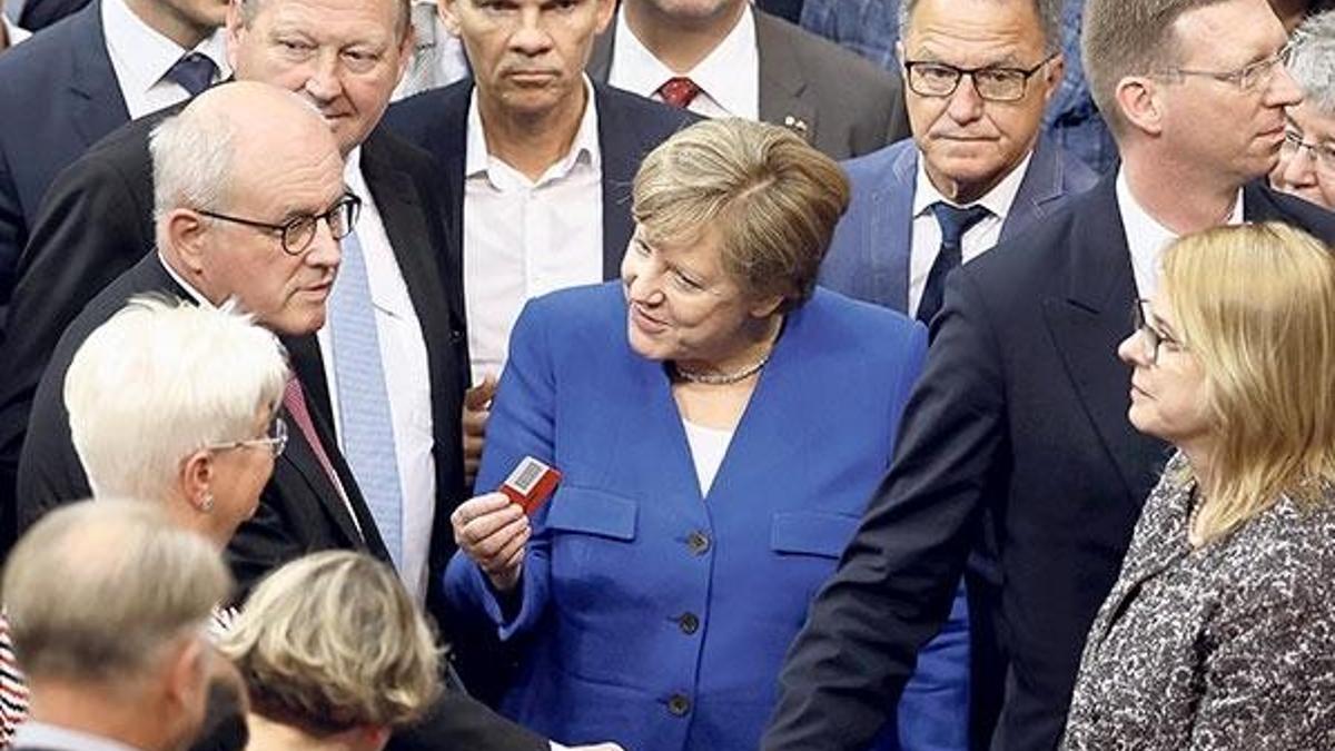 Merkel’e rağmen gay’ler kazandı