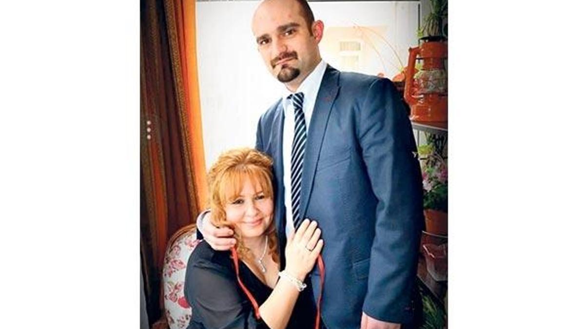 Eşiyle tatil yolundayken ensesinden kurşun girdi