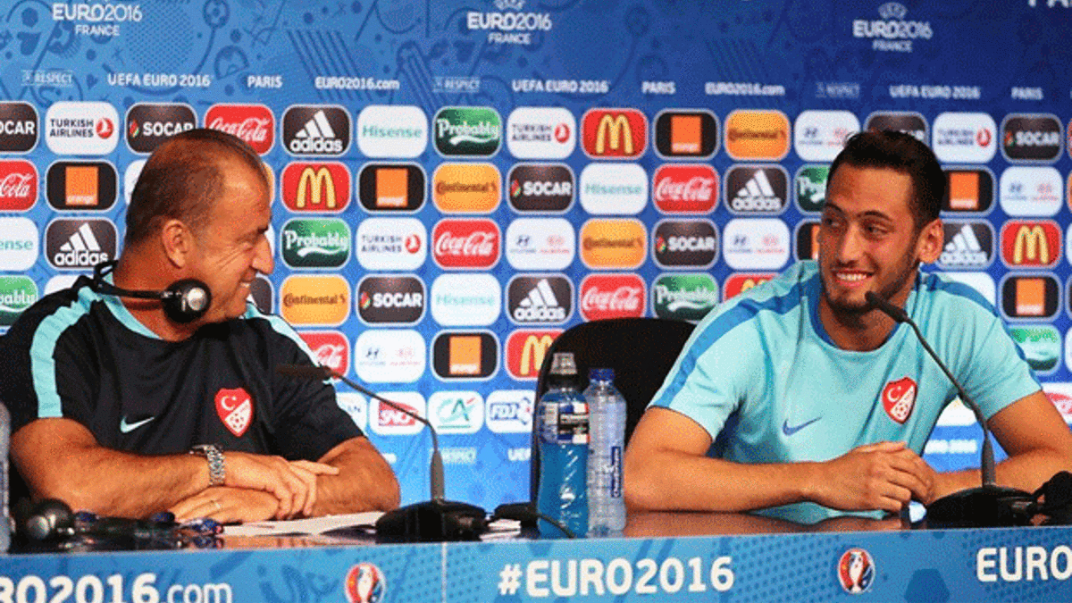 Fatih Terim: Hakan Çalhanoğlu büyük oyuncu olduğunu gösterecektir