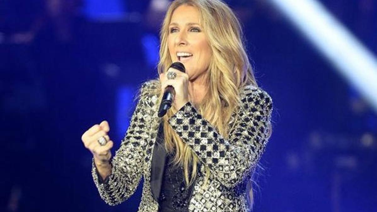 Celine Dion'un çırılçıplak pozu olay oldu!