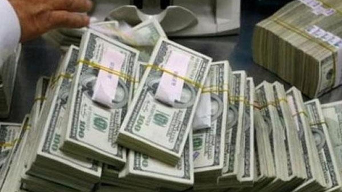 Sınırda soygun! 7 milyon dolarla kaçtılar