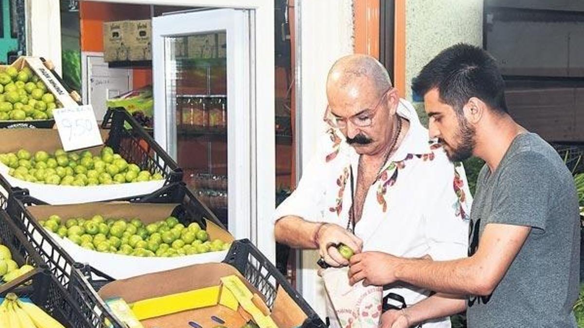 Meyveyi çok severim