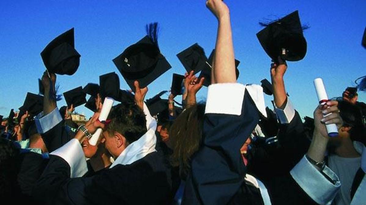 FETÖ üniversitelerinde skandal! Sahte diploma dağıtılmış