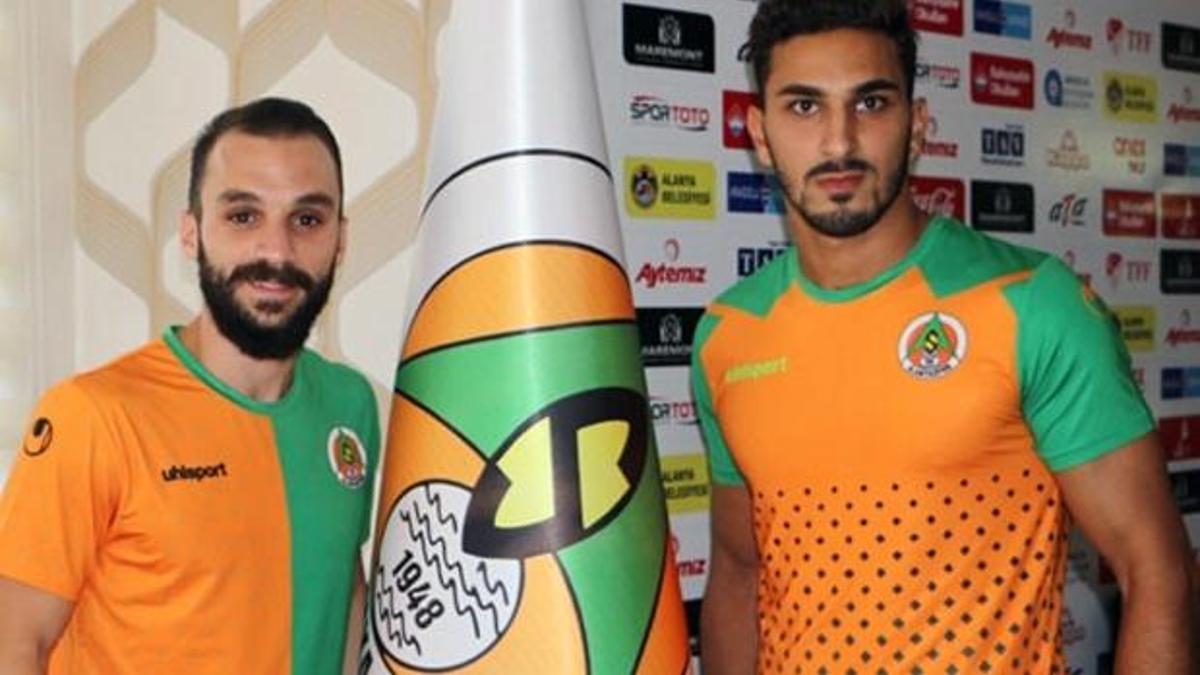 Süper Lig'de bomba patladı! Çifte imza