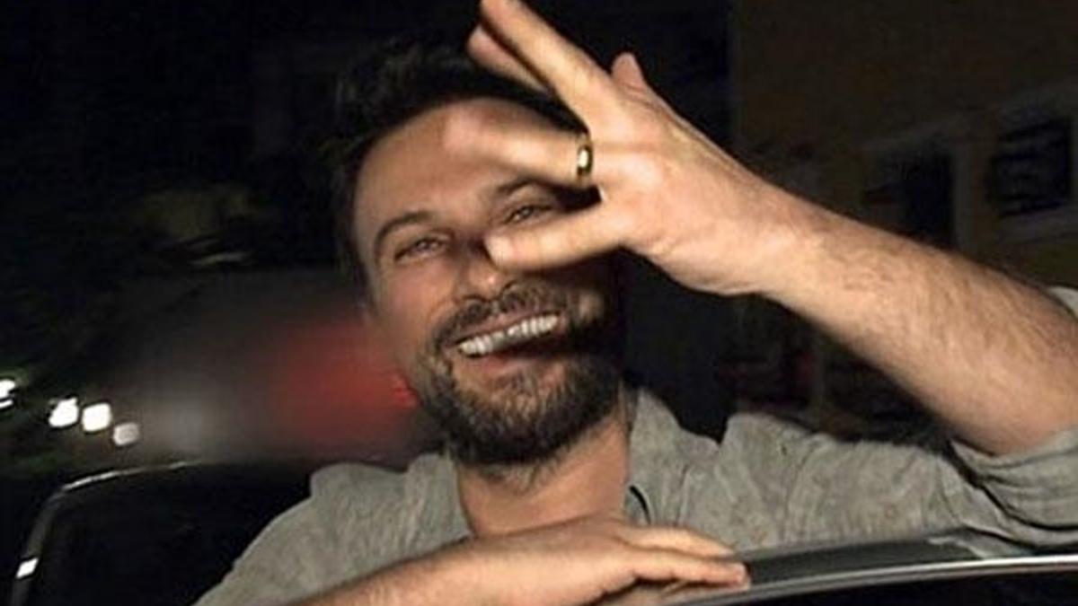 Tarkan'ın alyans bağlılığı! Hiç çıkarmıyor...