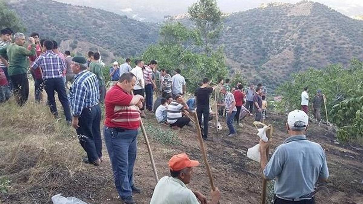 Dumanı gören koştu! Köylülerin duyarlılığı takdir topladı