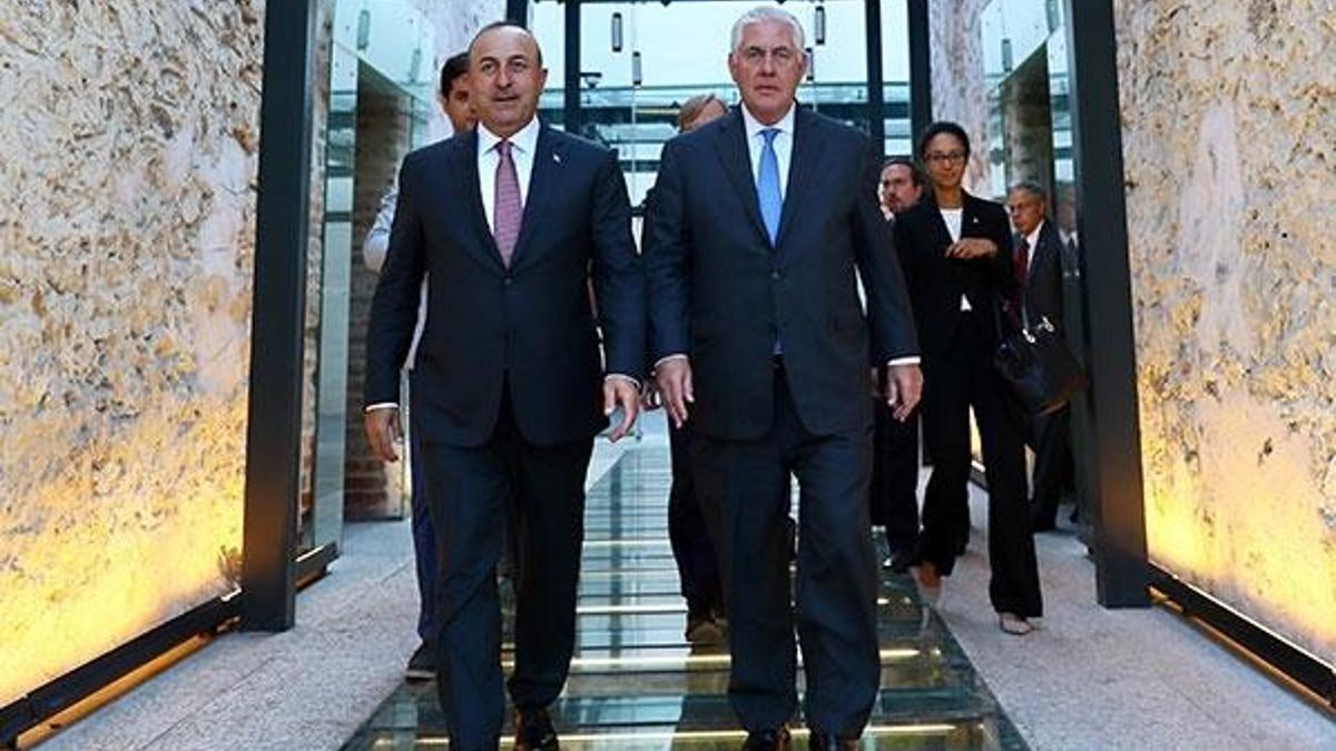 Çavuşoğlu, ABD'li mevkidaşı ile bir araya geldi