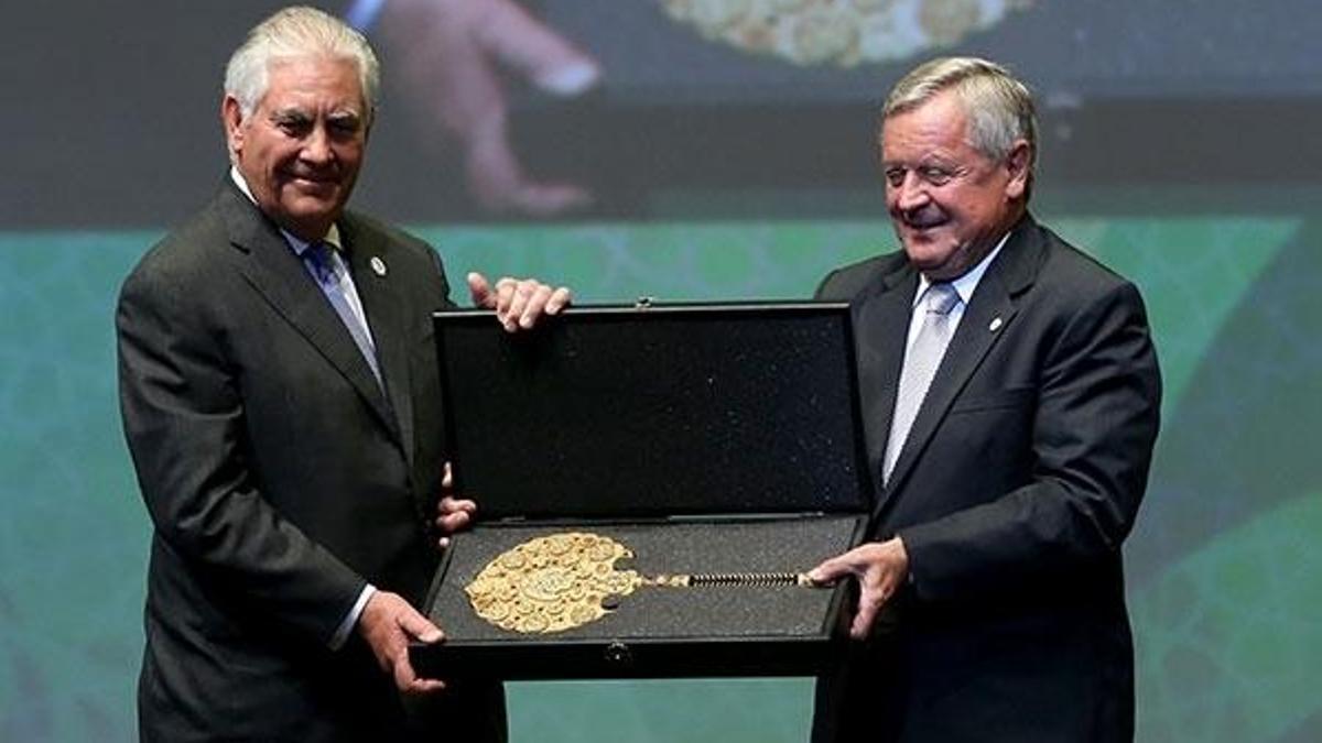 ABD Dışişleri Bakanı Tillerson'a "Dewhurst Ödülü"