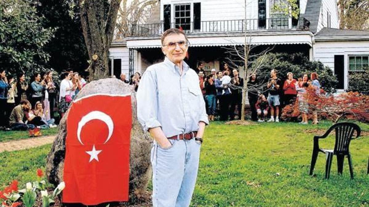 Aziz hoca destek bekliyor