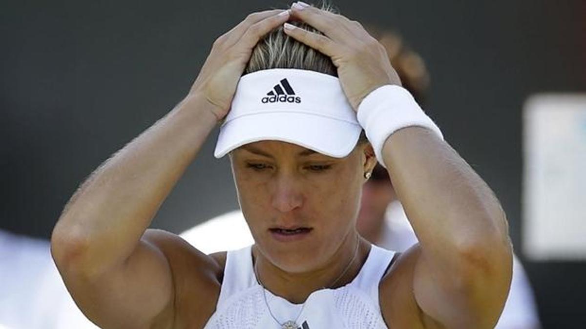 Dünya 1 numarası Wimbledon'a veda etti