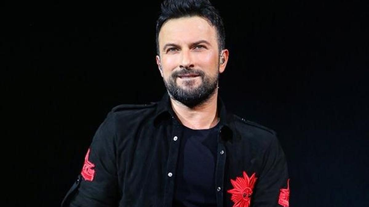 Tarkan 'O sevişmeler' için özür diledi!