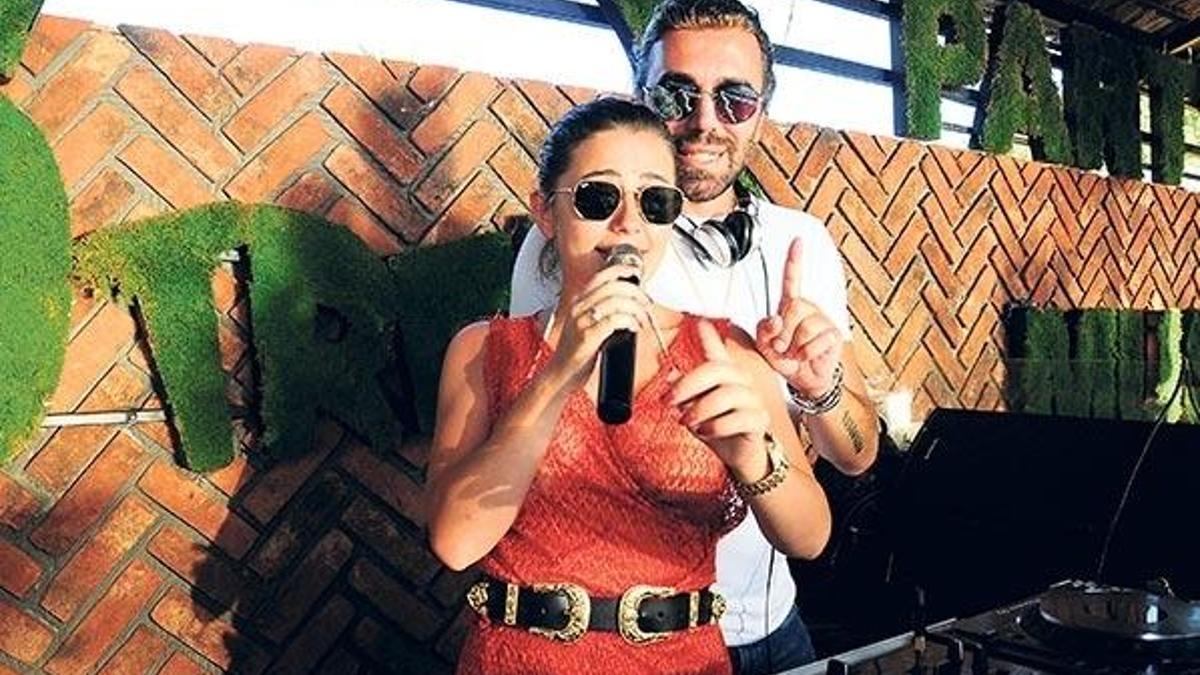 Kabinde sarmaş dolaş