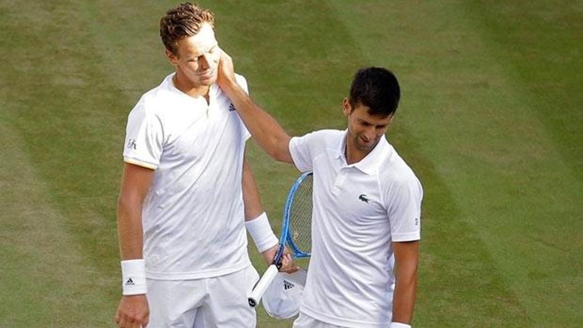 Novak Djokovic sahadan çekildi