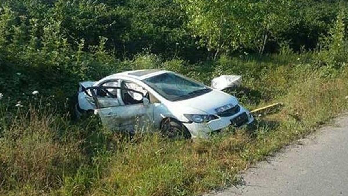 Otomobil takla attı: 2 kişi öldü, 3 yaralı var