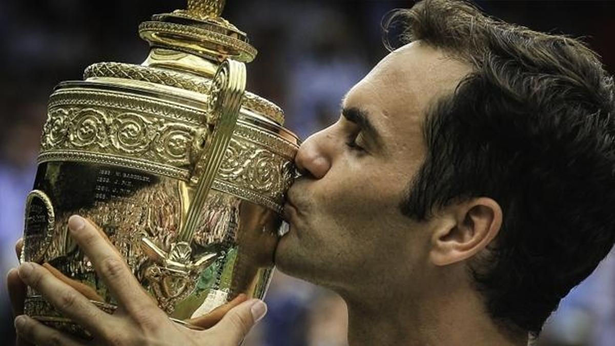 Federer bir kez daha tarihe geçti
