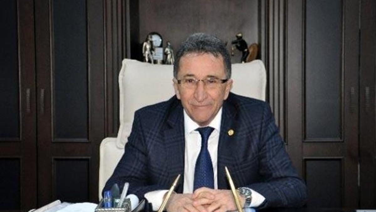 Edremit Belediye Başkanı'na "memuriyetten uzaklaştırma" cezası