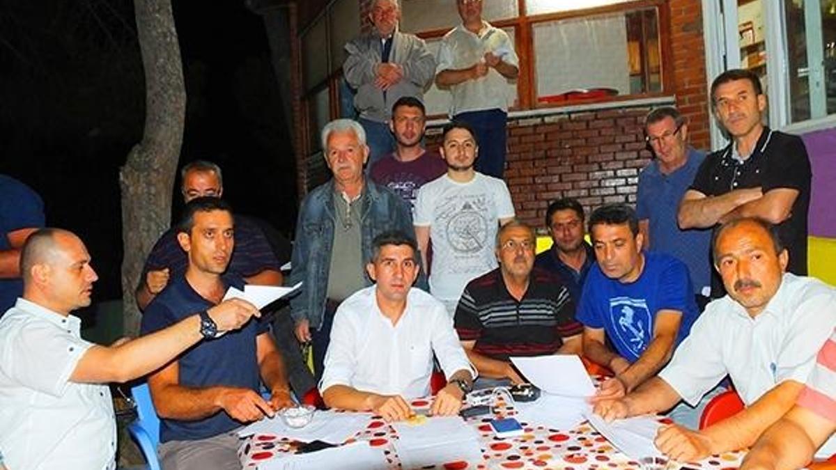 MHP'de toplu istifa! 200 kişi...