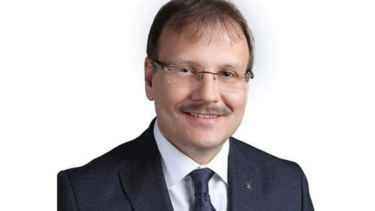 Başbakan Yardımcısı Hakan Çavuşoğlu kimdir?