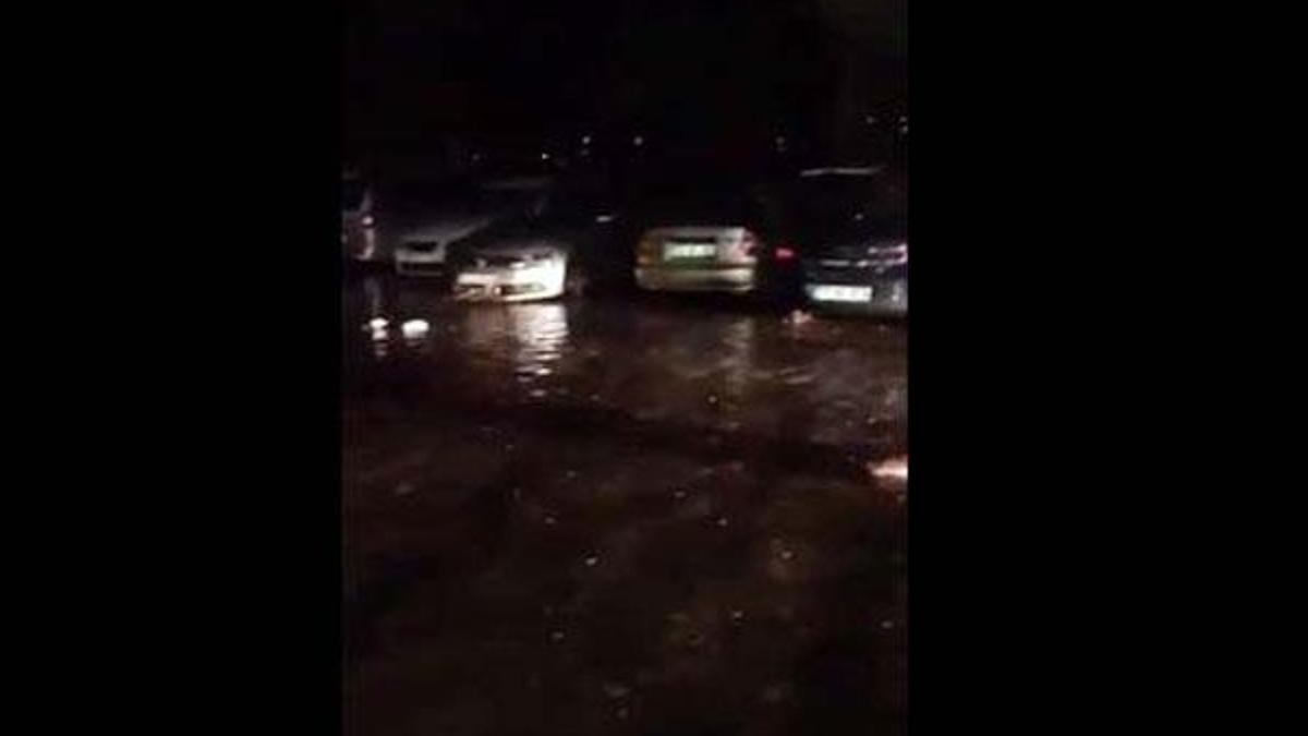 Depremden sonra deniz suyu yükseldi