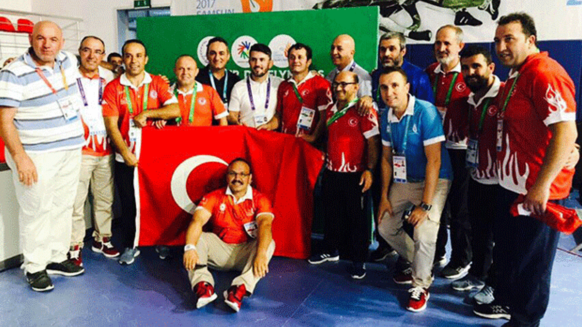 Cumhurbaşkanı Erdoğan'dan güreşçilere tebrik telgrafı