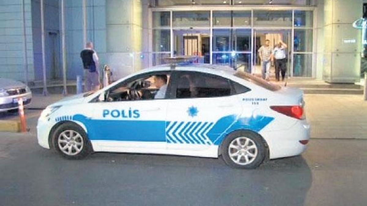 AVM’de kar maskeli lüks cipli hırsız alarmı