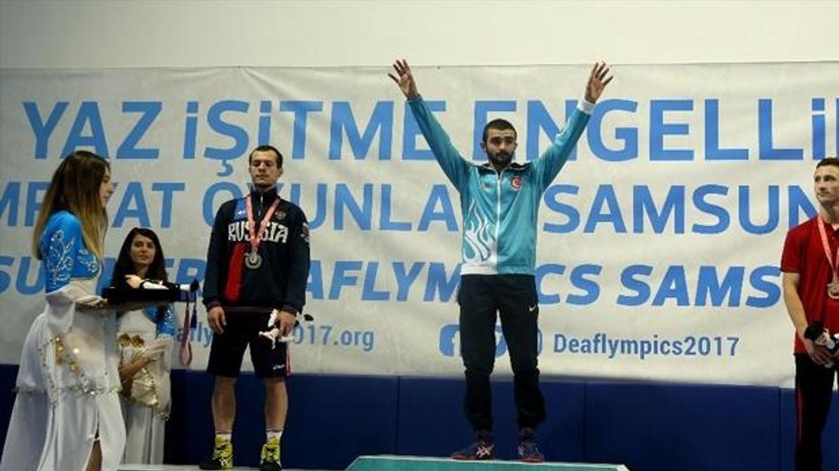 Muhammet  Akdeniz'in büyük sevinci