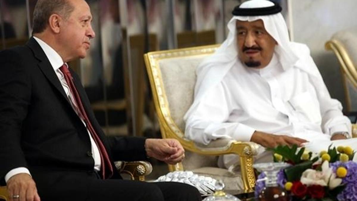 Erdoğan'ın Körfez turu başladı: Kral Selman'la görüştü