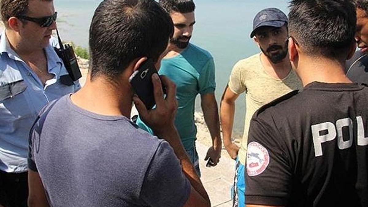 Su geçirmez akıllı telefon 3 can kurtardı
