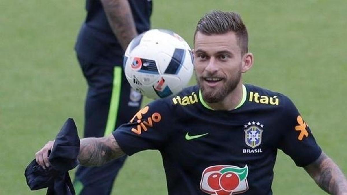 Lucas Lima'dan flaş istek!