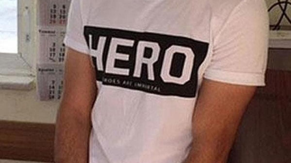 Trabzon'da Hero tişörtü giyen kişi gözaltına alındı