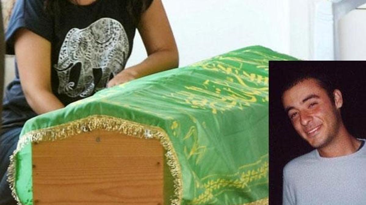 Depremde ölen Sinan Kurtoğlu son yolculuğuna uğurlandı