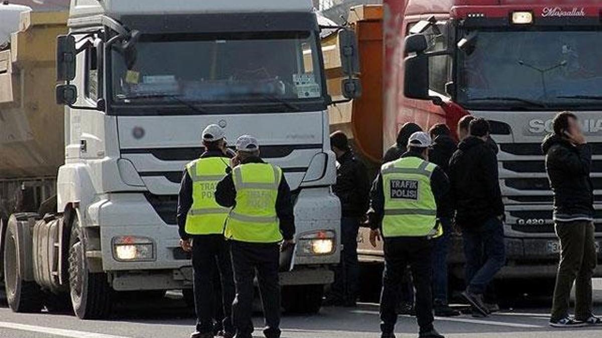 Trafikte rüşvet operasyonunda 9 polis daha gözaltına alındı