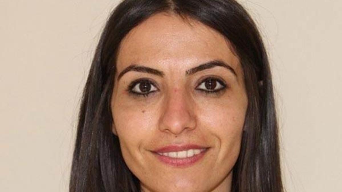 Tuğba Hezer ve Faysal Sarıyıldız'ın vekilliği düşürüldü