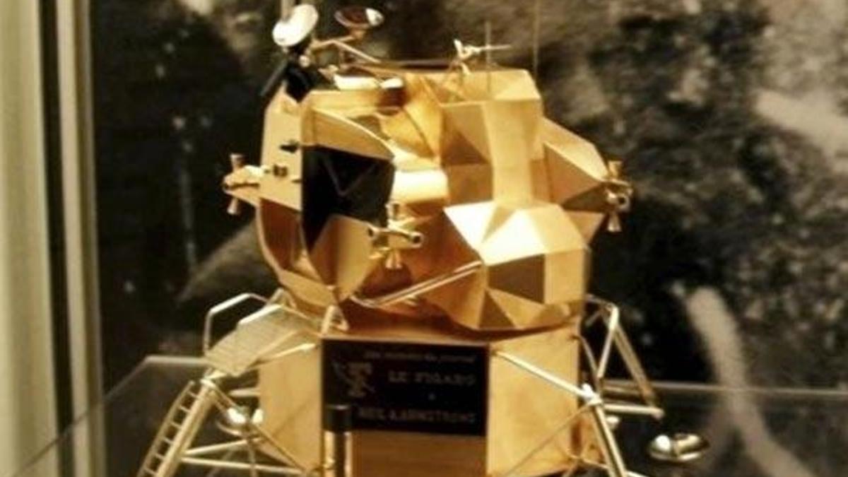 Neil Armstrong müzesindeki "Altın Ay Modülü" çalındı!