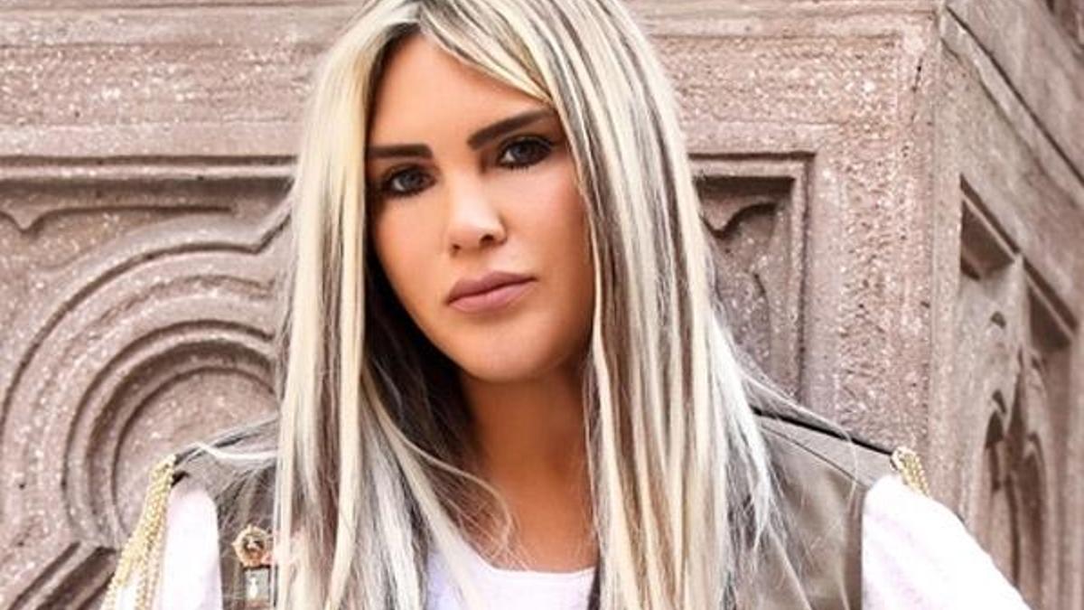 'Şimdiki aklım olsa Seren Serengil ile...'