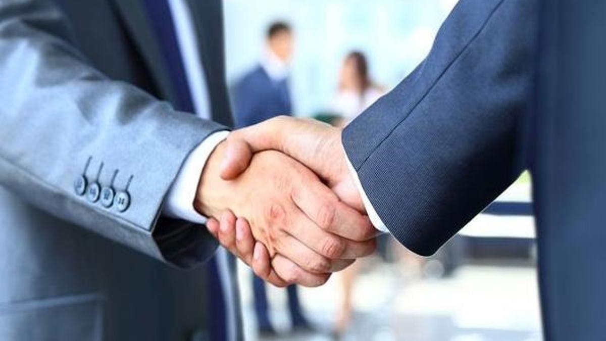 2 dev holding birleşti